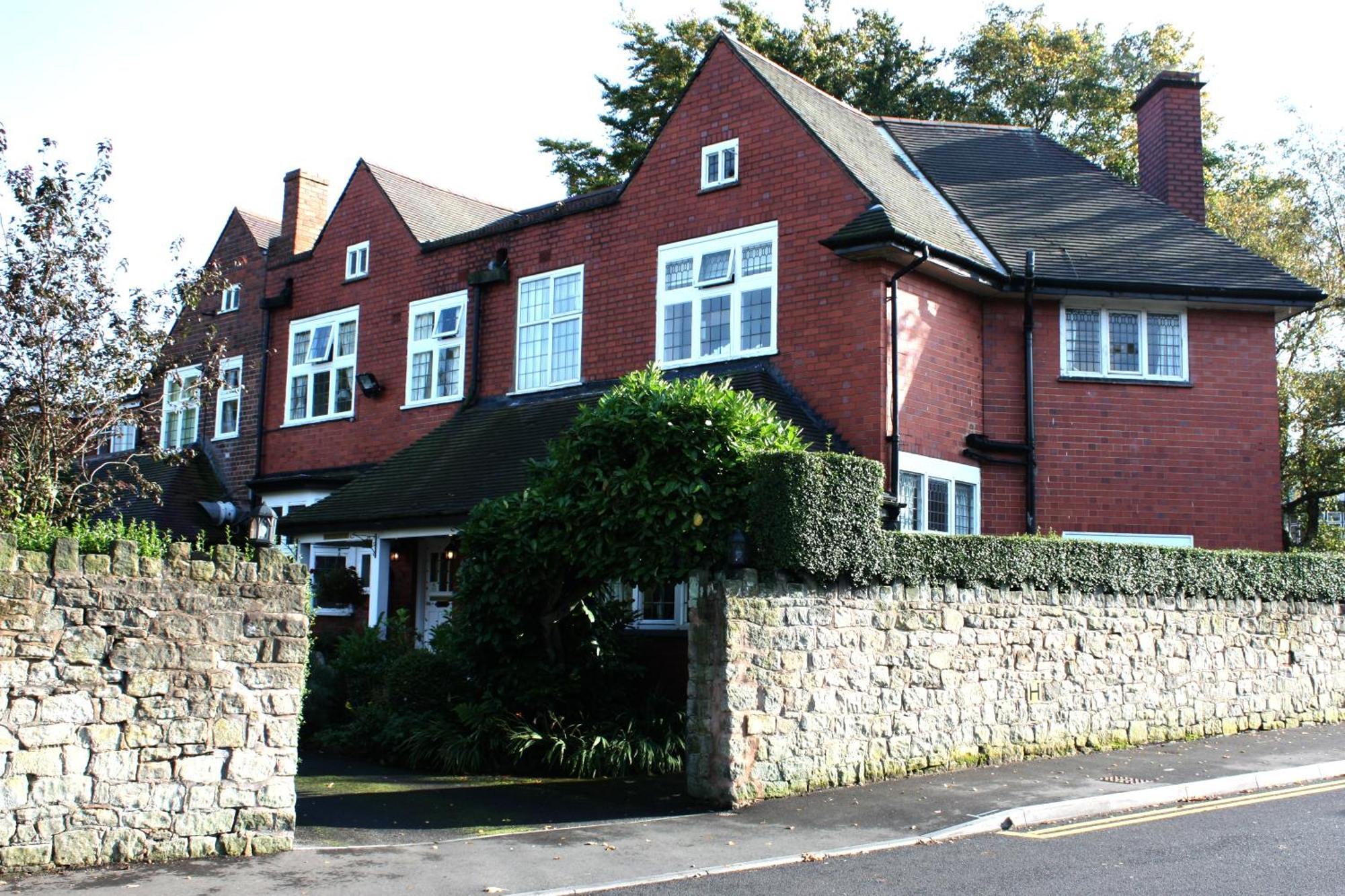 Barons Court Wolverhampton