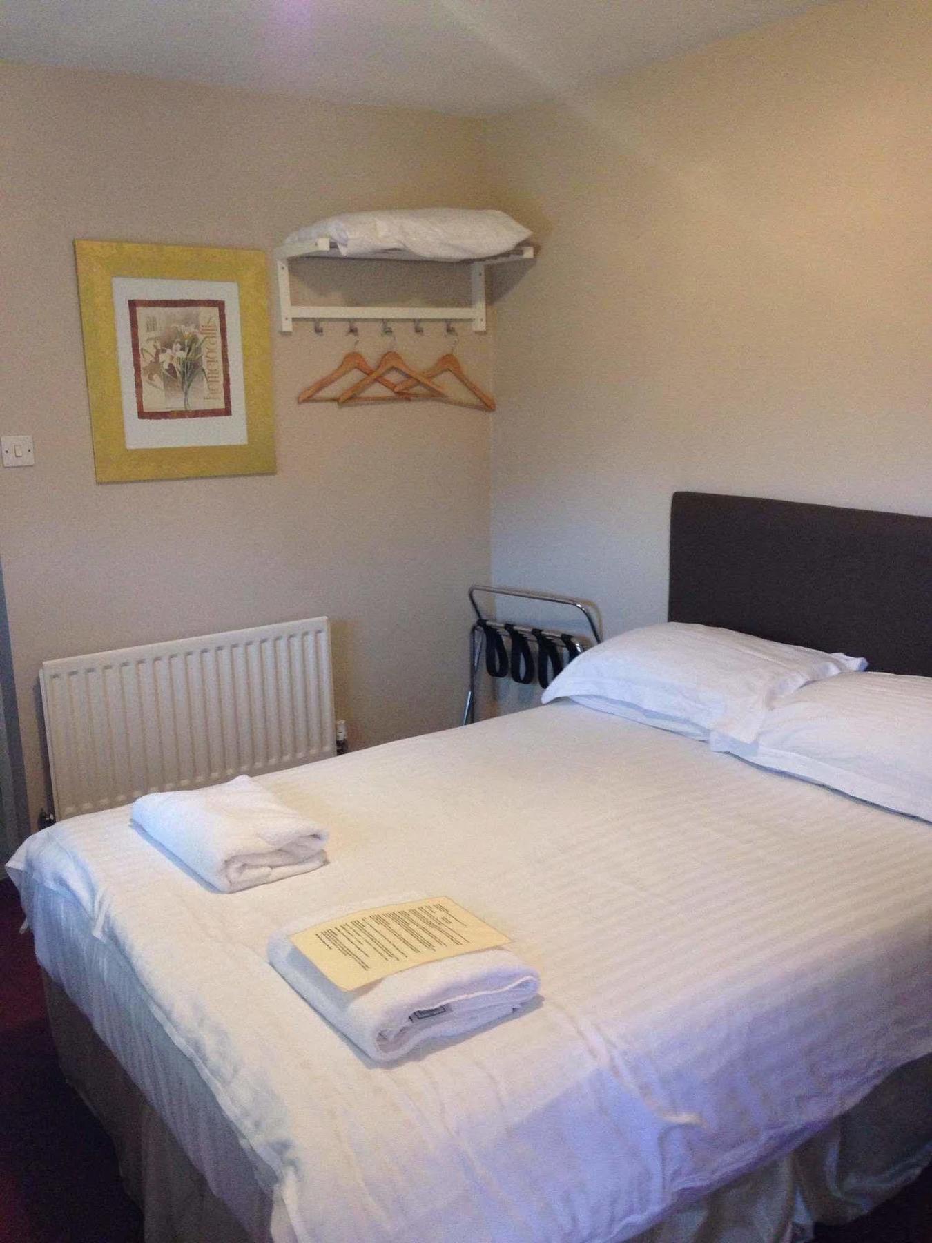 Barons Court Hotel Wolverhampton