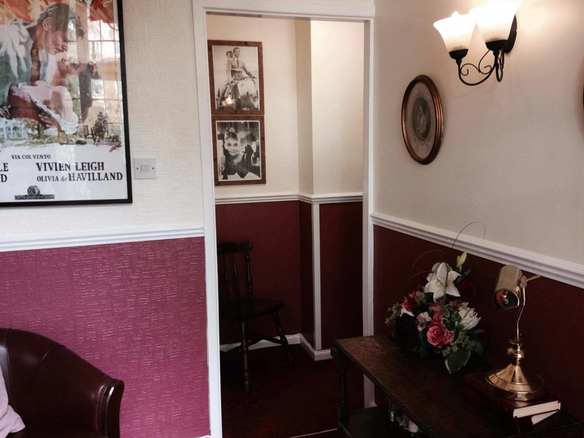 Barons Court Hotel Wolverhampton